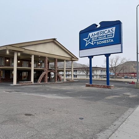 Americas Best Value Inn Wendover Exterior photo